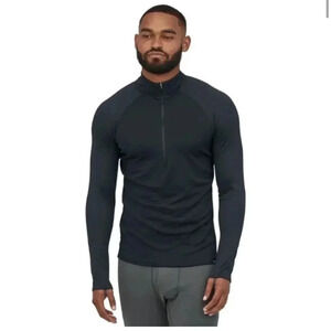 Patagonia Performance Capilene Baselayer 1/2 Zip size Medium